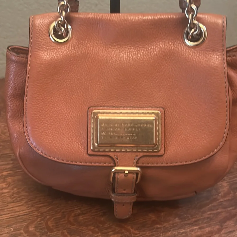 Marc by Marc Jacobs Chain Reaction Robin Shoulder Bag - Picture 3 of 10
